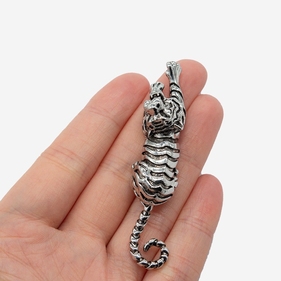 Подвеска "Тигр" 67*14мм, сталь без покрытия, воронение