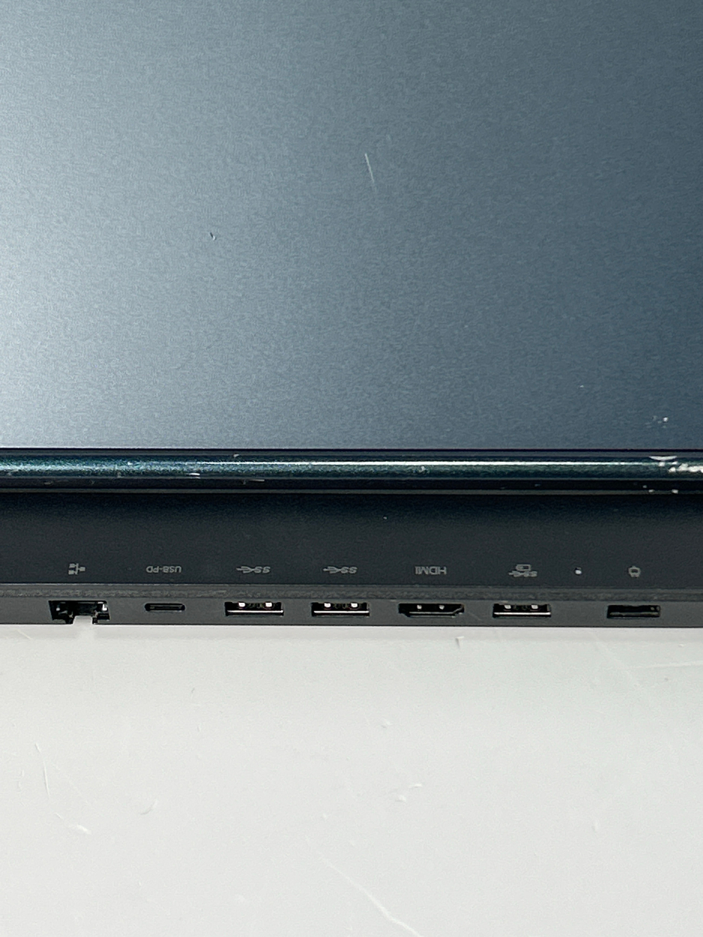 Ноутбук игровой Lenovo Legion 5 17ACH6H (82JY000ARU) 17.3"/AMD Ryzen 5 5600H/RAM 16 GB/SSD 512 GB/Nvidia RTX3060 6GB/1920x1080/IPS 144Hz/Windows 11/Подсветка кл-ры:LED/синий. Состояние: C1