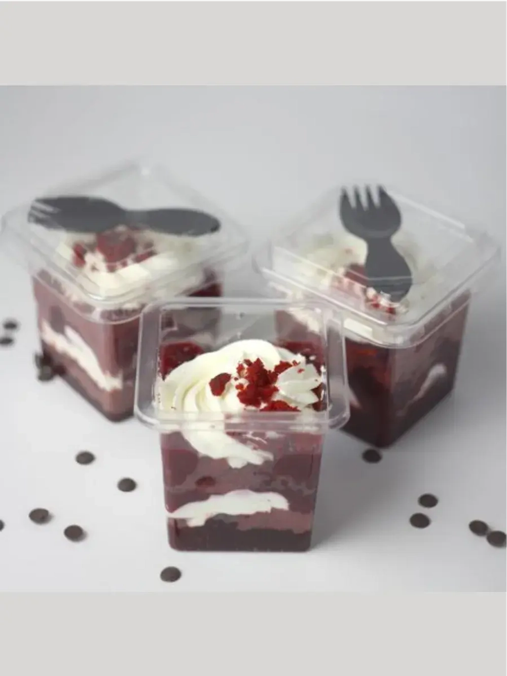 Комплект стаканчиков с вилочкой и крышкой 12 шт