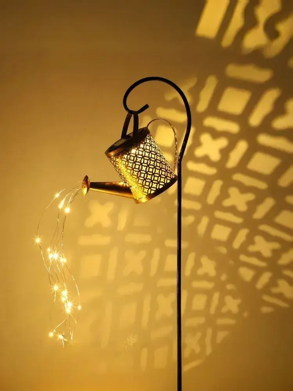 Садовый светильник на солнечной батарее уличный "Лейка"