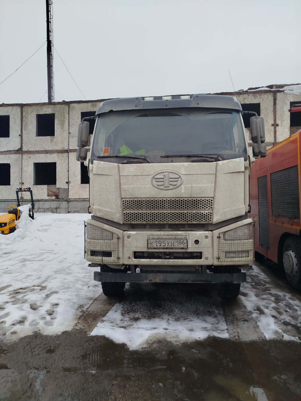 FAW J6 6x6 Самосвал CA3250P66K24L1TE5 (Дизельный, 11,1 л, 420 л.с., МТ)