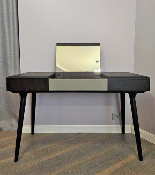 Туалетный столик с зеркалом Venus