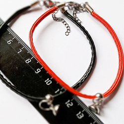 Парные браслеты с магнитом "Поцелуйчик" для друзей, для влюбленных на шнурочках. Бижутерия.