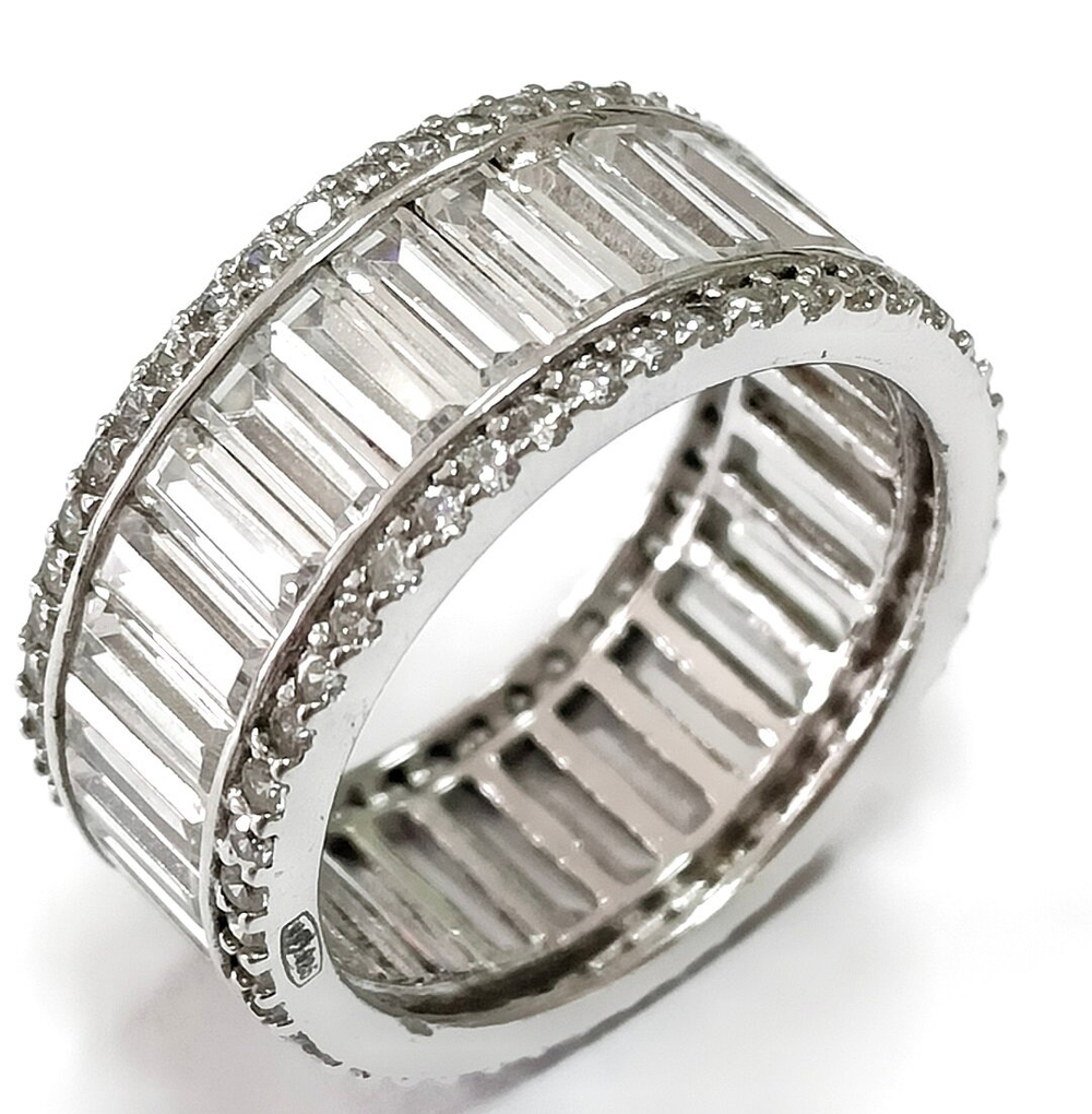 Ювелирное кольцо из серебра