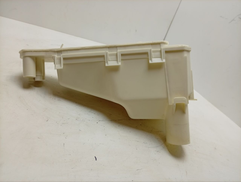 VMUF501B кт19 Бункер дозатора порошка стиральной машины Hotpoint-Ariston 174003752 б/у