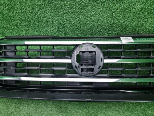 Решетка радиатора VW Teramont (2021-2023)