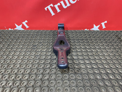 Кронштейн замка кабины 2019г