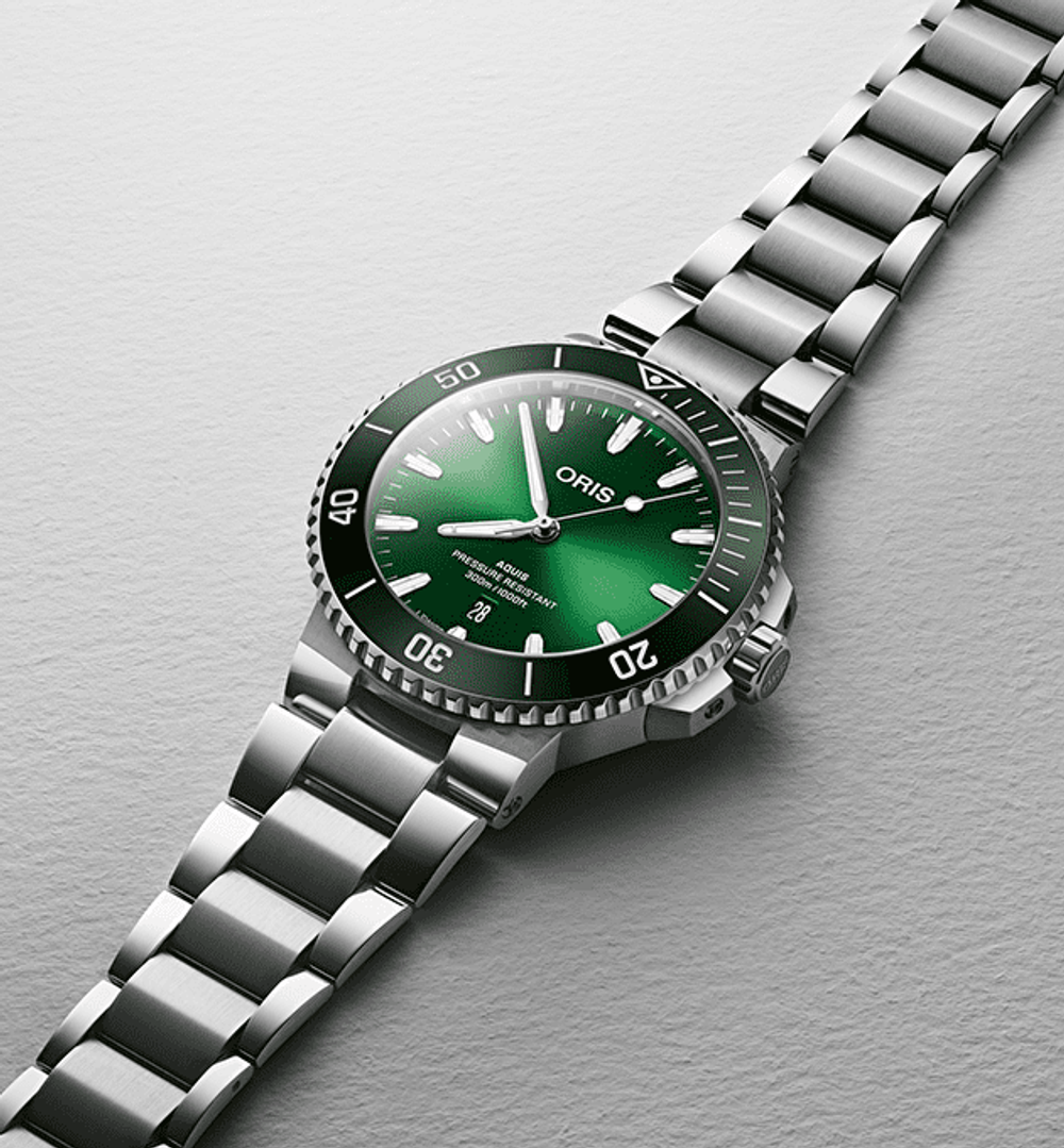 Oris Aquis Date 01 733 7789 4157-07 8 23 04PEB