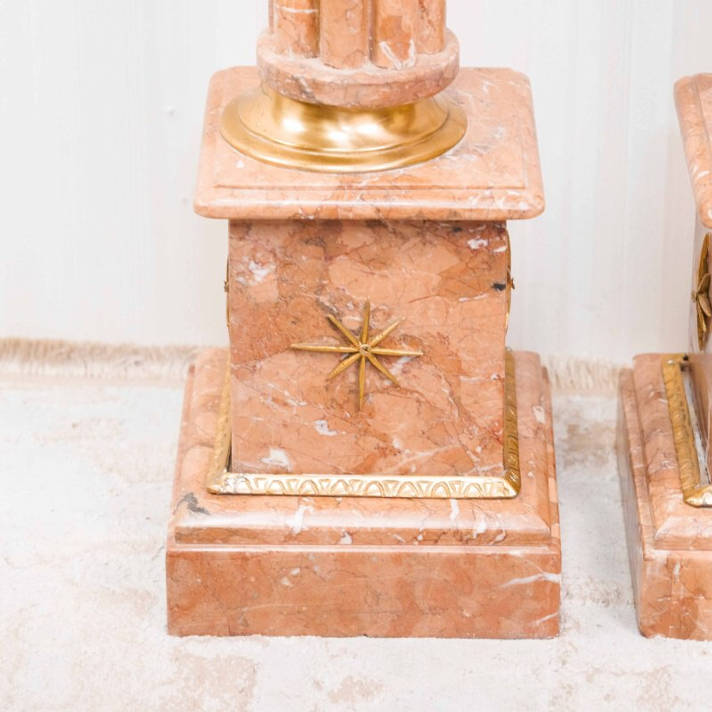 Мраморные колонны