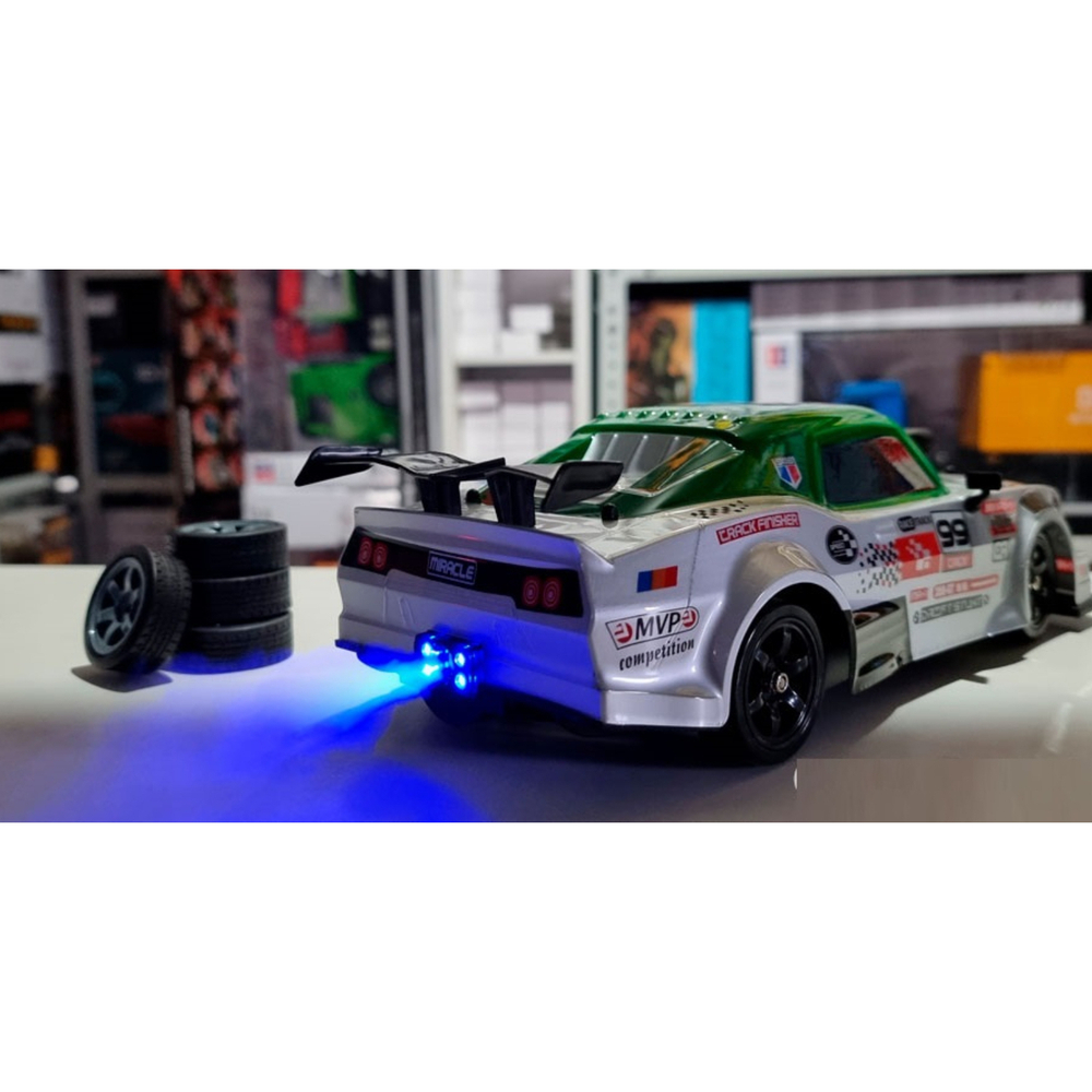 Радиоуправляемая машина для дрифта HB Ford Mustang (4WD, свет, пар, акб, 1:16) - SC16A08-1 серо-зеленый