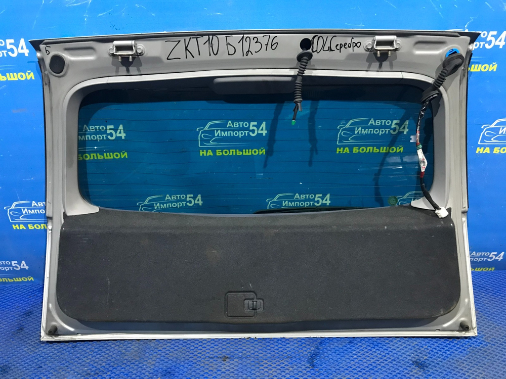 Дверь пятая TOYOTA OPA 2000-2005