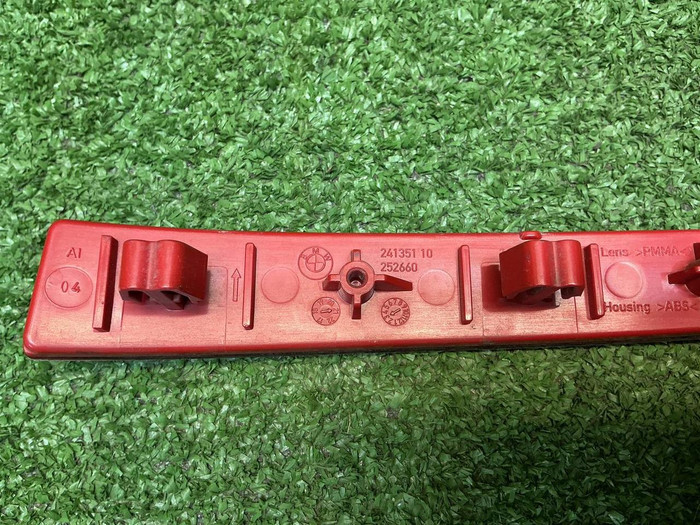 Катафот правый BMW 3er G20 (2018-2022)