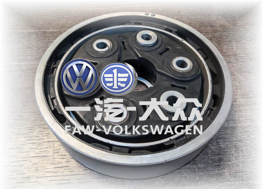 Оригинал. Муфта карданного вала задняя 1K0521307A