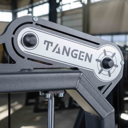 A2084 Жим от груди и плеч. Стек 100 кг