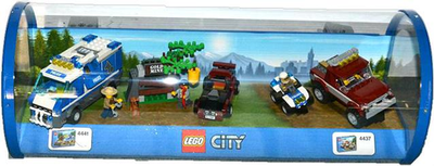 Lego Демо наборы City 4441+4437 Фургон для полицейских собак + Полицейская погоня в пластиковом футляре