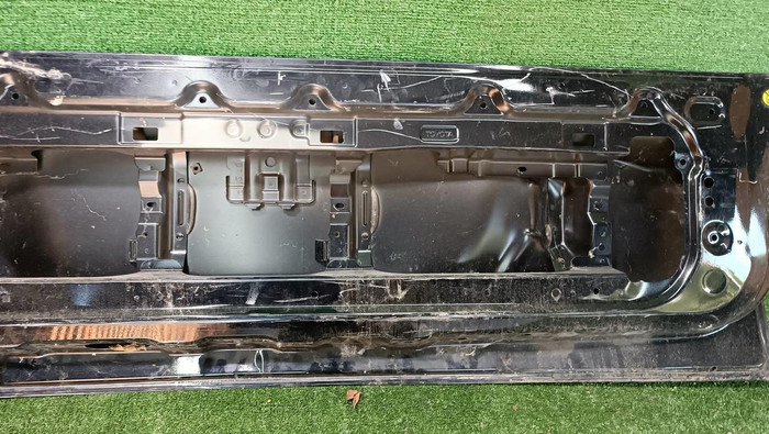 Борт задний Toyota Land Cruiser 200 (2007-2021)