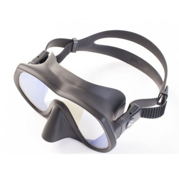 Маска подводная САРГАН Ирень черная