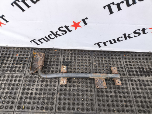 Кронштейн крыла переднего левого