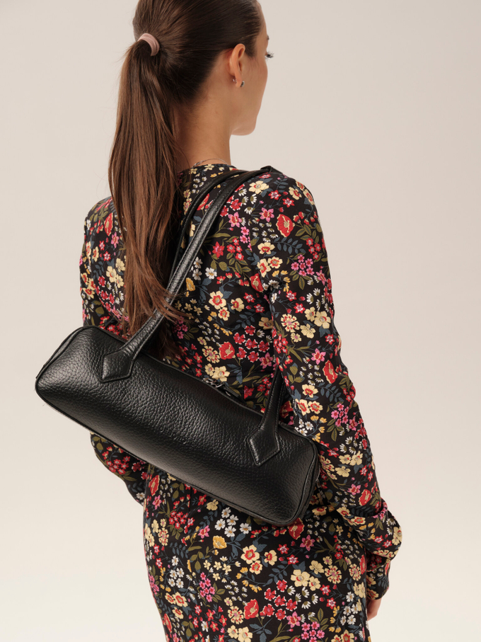 Сумка женская багет на плечо черная