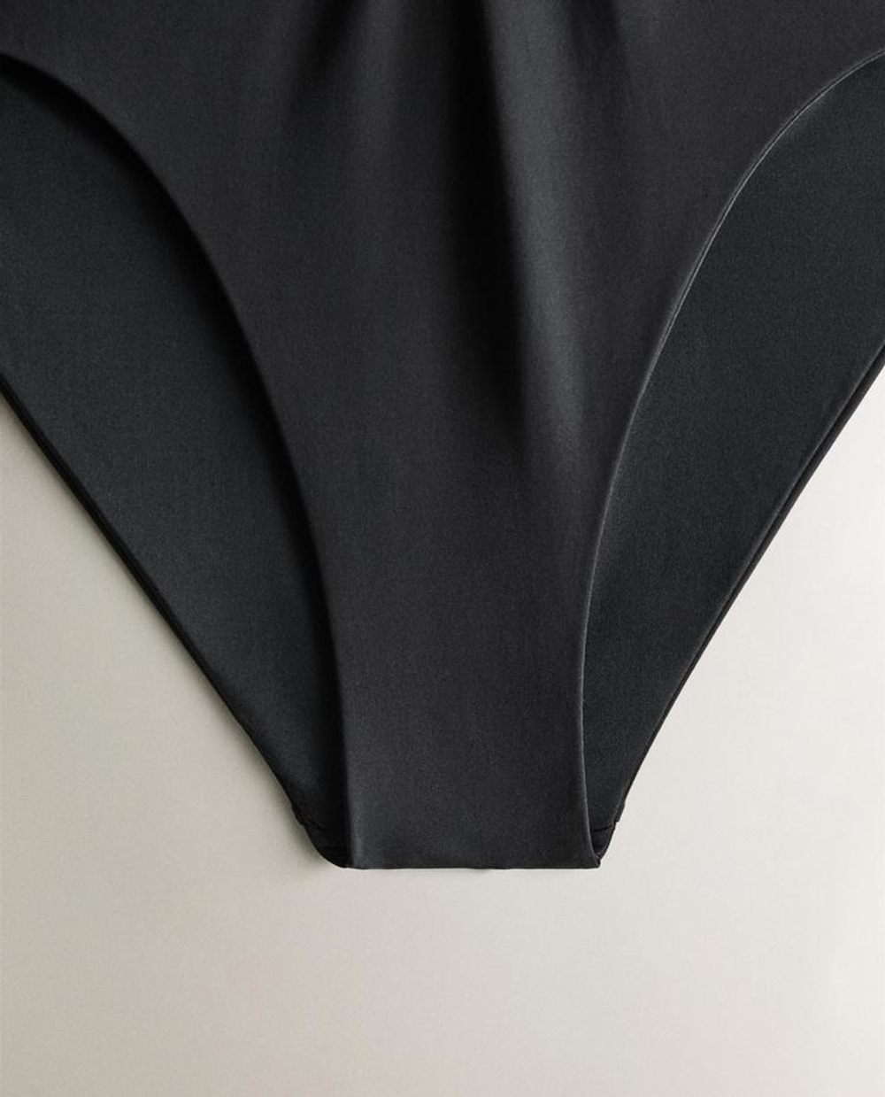 ZARA HOME КУПАЛЬНИК С V-ОБРАЗНЫМ ВЫРЕЗОМ, ЧЕРНЫЙ