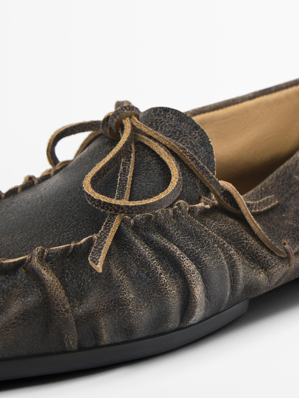 Massimo Dutti Лоферы со сборками и бантом, серый