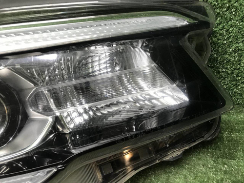 Фара правая Subaru Forester 5 SK (18-21) LED