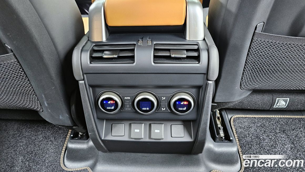 Land Rover Defender (L663) 130 P400 X-Dynamic HSE (09.2023)