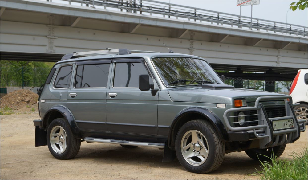 Рейлинги серебристые Нива 4x4/Легенд (5 дв)