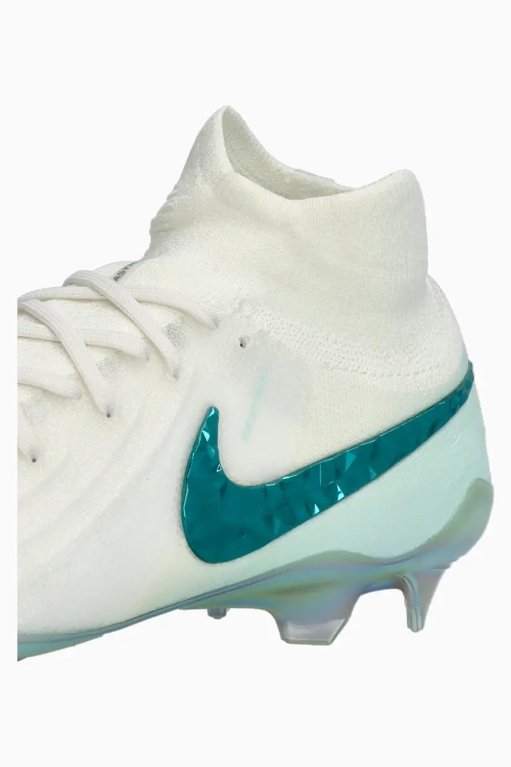 Бутсы Nike Phantom Luna 2 Elite FG - белый