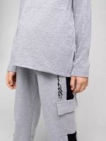 Спортивный костюм для мальчика в школу