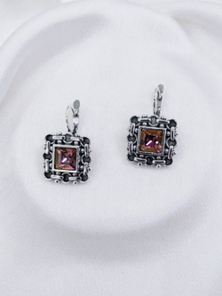 "Меган" серьги в серебряном покрытии из коллекции "Форсаж" от Jenavi с английским замком