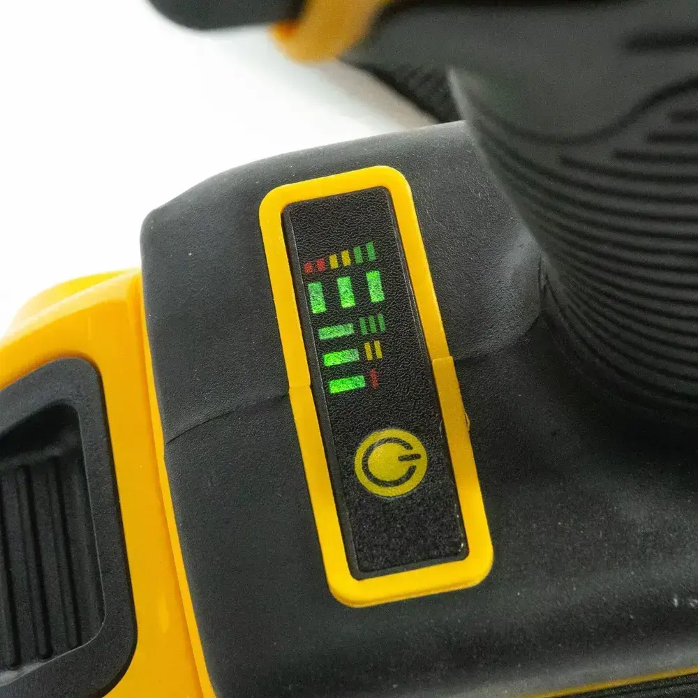 Dewalt, гайковерт аккумуляторный ударный, DCF894, от аккумулятора, 18 В, 600 Нм, 2 акб