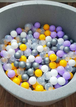 Бассейн серый с разноцветными шарами — 9-0213