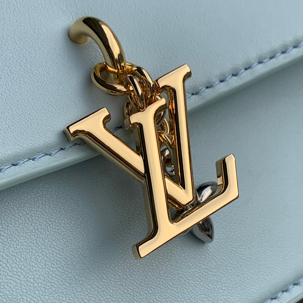 Louis Vuitton Wallet On Chain LV Bloom