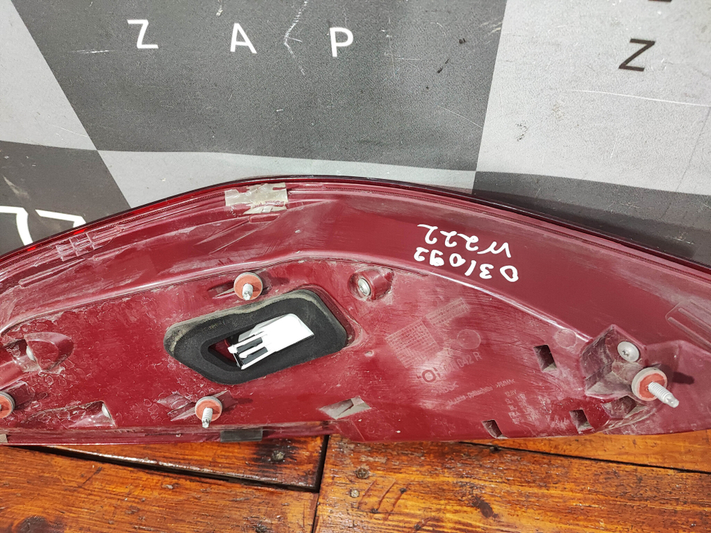 Фонарь задний правый Mercedes S (W222) 13-17 Б/У Оригинал A2229065501