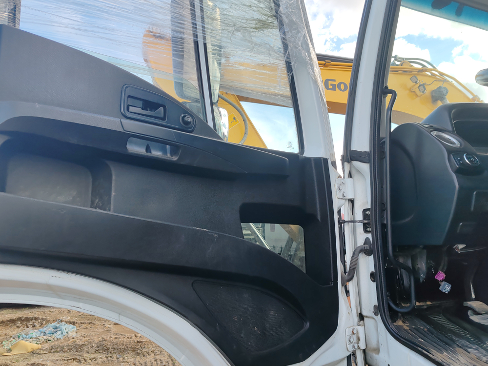 Ford Cargo 4x2 Седельный тягач Cargo (Дизельный, 12,7 л, 420 л.с., МТ)