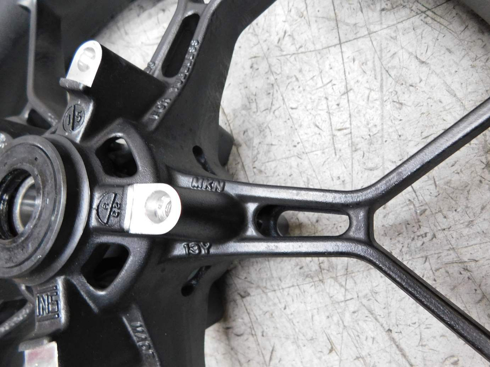 колесо переднее Honda CBR650R