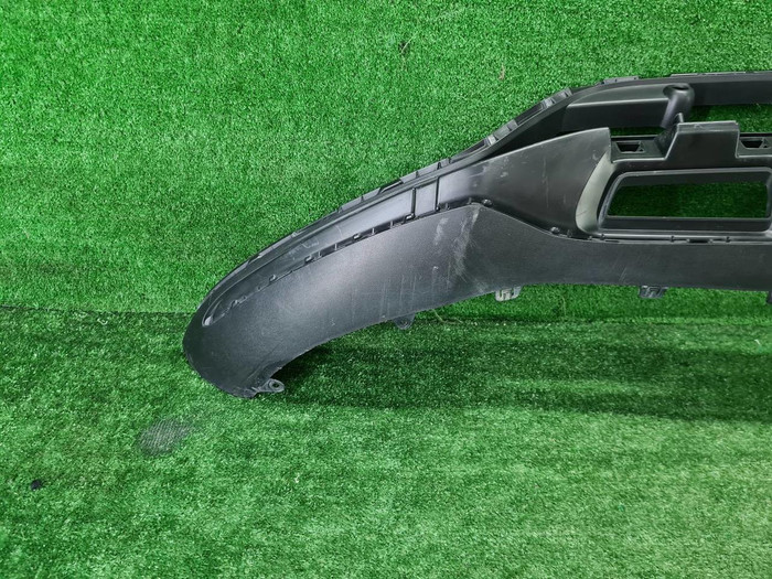 Юбка переднего бампера Mercedes GLC X253 19-22 AMG