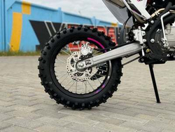 Мотоцикл JHL Z140E Pro