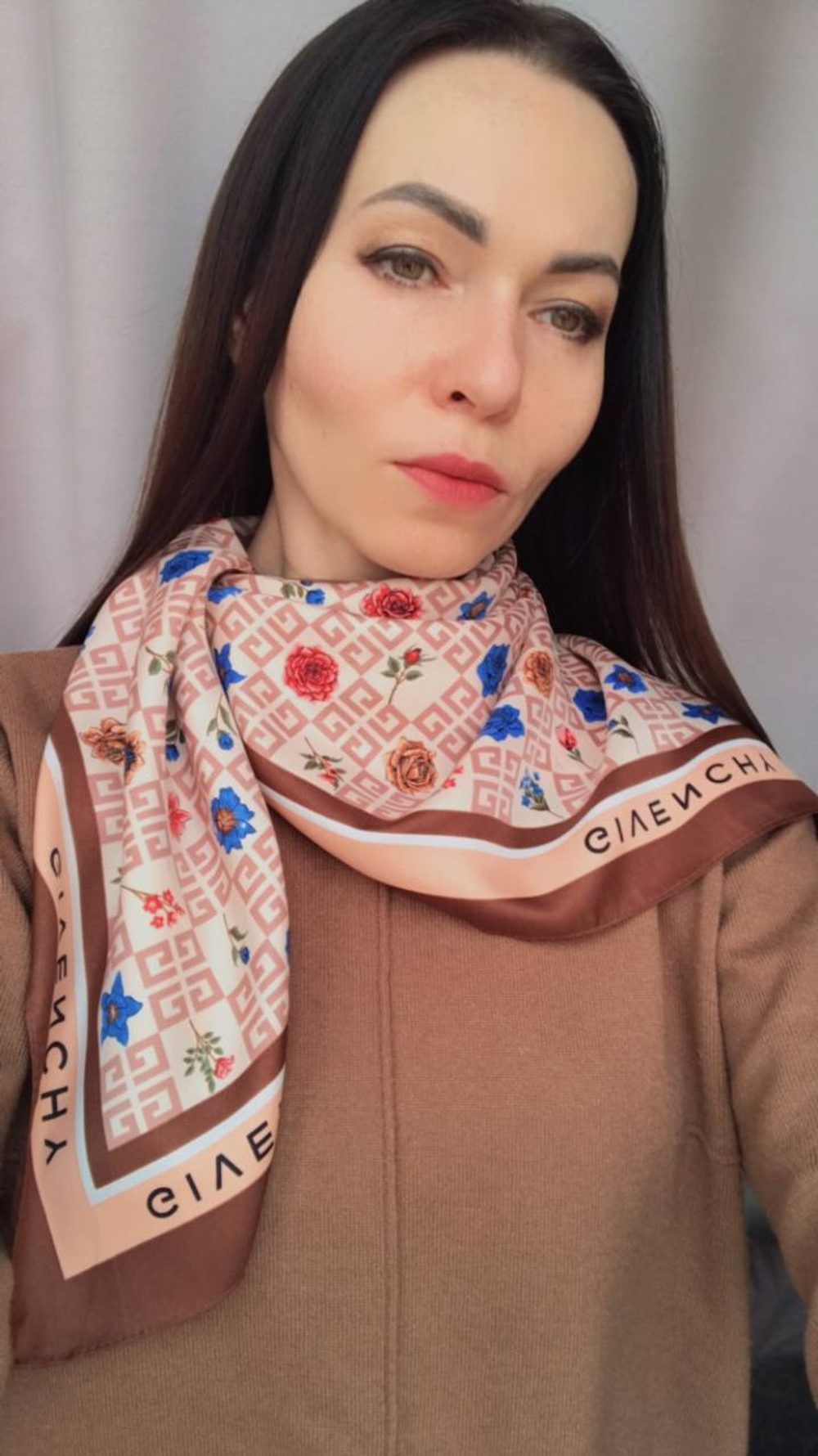 Платок женский Живанши
