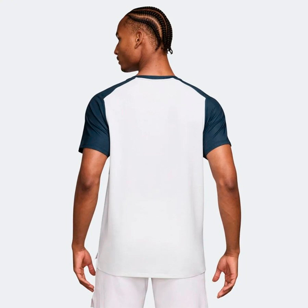 ОДЕЖДА ДЛЯ ТЕННИСА Мужская, Футболка NIKE COURT ADVANTAGE .