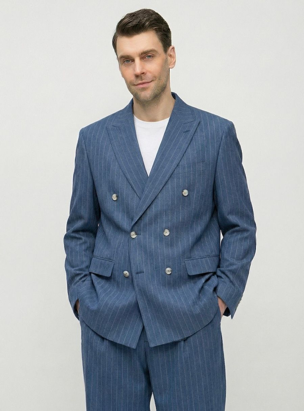 Мужской костюм двубортный (голубой) А74