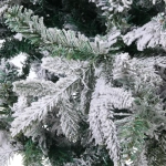 Ёлка «Сибирская вьюга» 180 см, ПВХ, резина (650 веток)