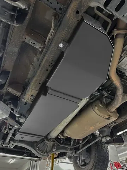 Замена основного бака на 132 литра для Toyota Sequoia 3.5TT 2023-2026+ Тойота Секвойя бензобак