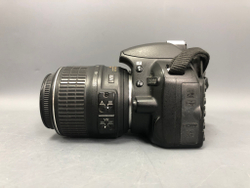 Nikon D3100 + 18-55mm 3.5-5.6G VR (9.500 кадров)