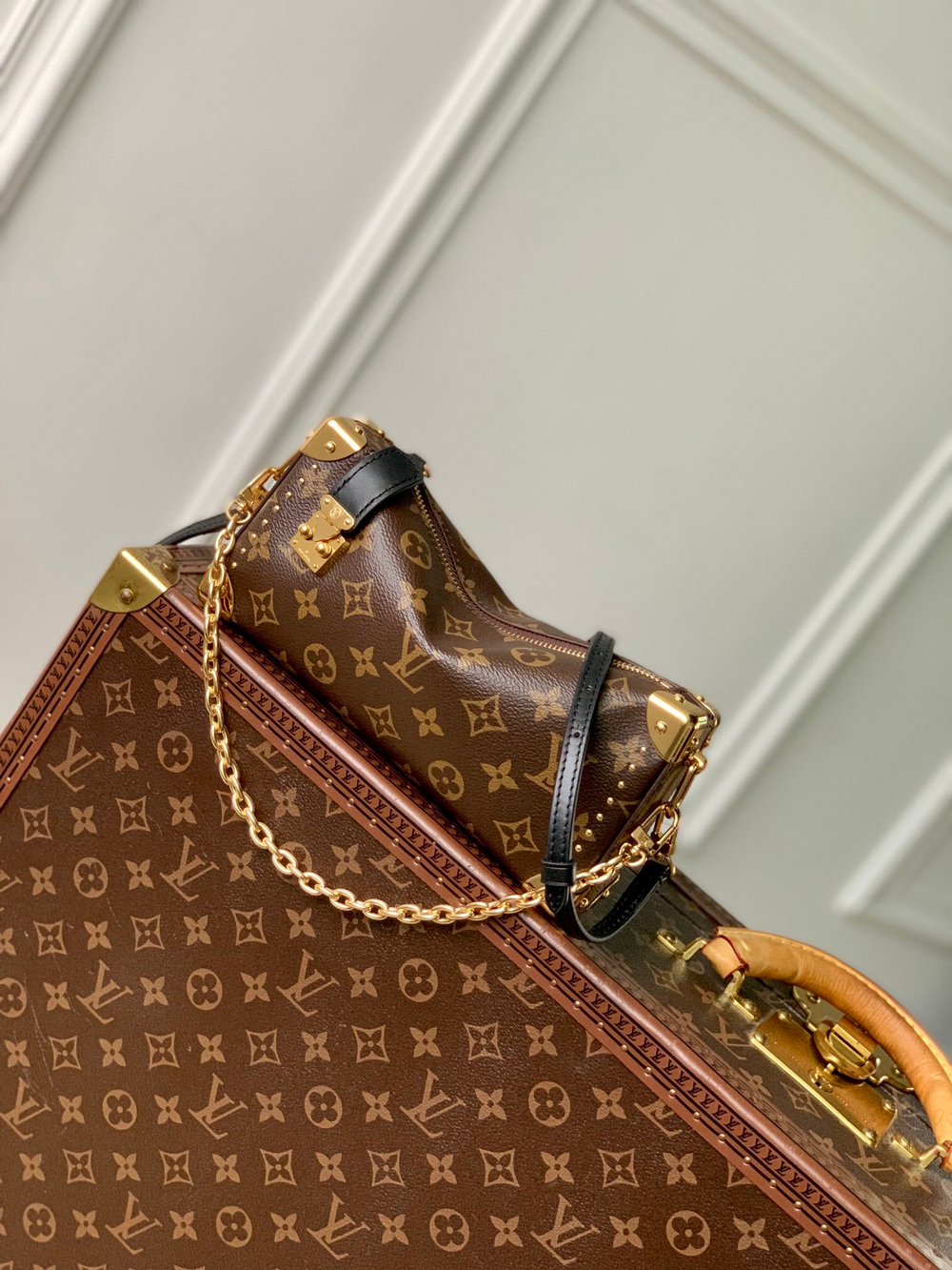 Louis Vuitton Slim Trunk