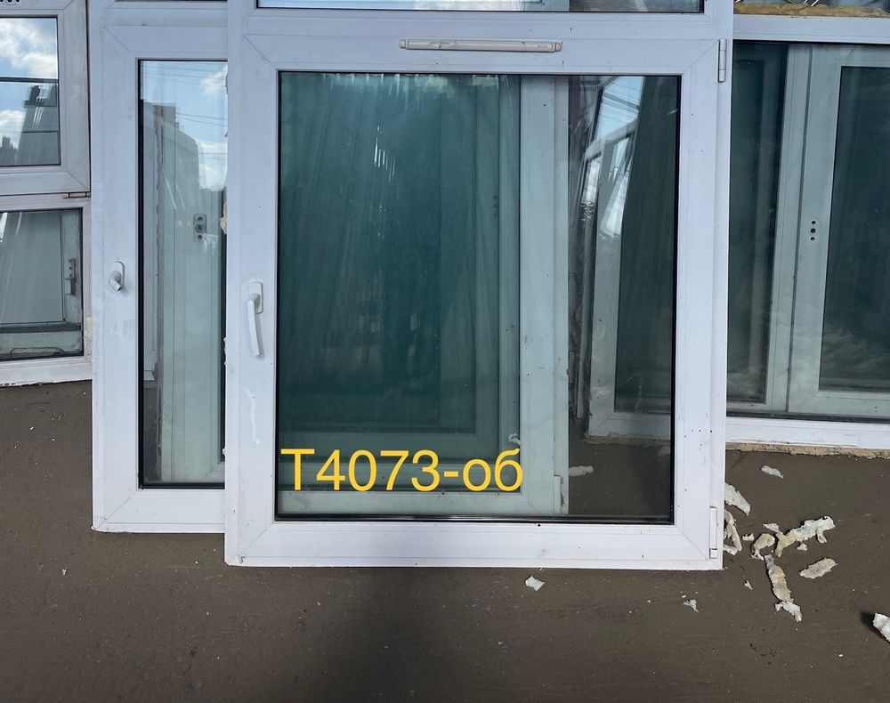 Окно Пластиковое Б/У 121(в) х 108(ш)
