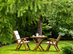 Кофейная группа из акации КАРО с высокими стульями