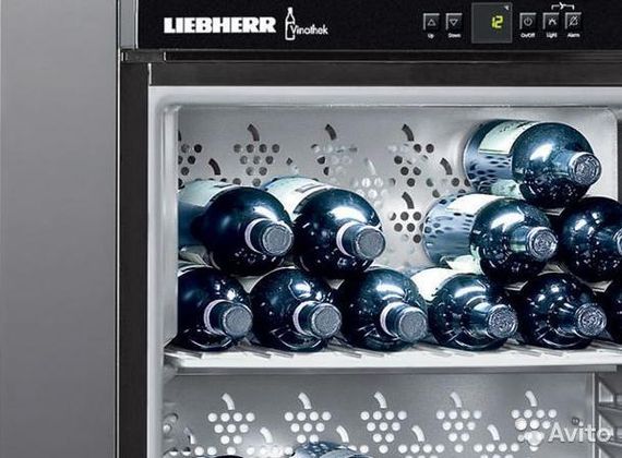 Винный холодильник Liebherr WKb 1812-22 001