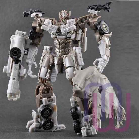 НАБОР ИЗ ТРЁХ ТРАНСФОРМЕРОВ ОПТИМУС ПРАЙМ, БАМБЛБИ И МЕГАТРОН 18 СМ /КОД 8107-8-10 3IN1